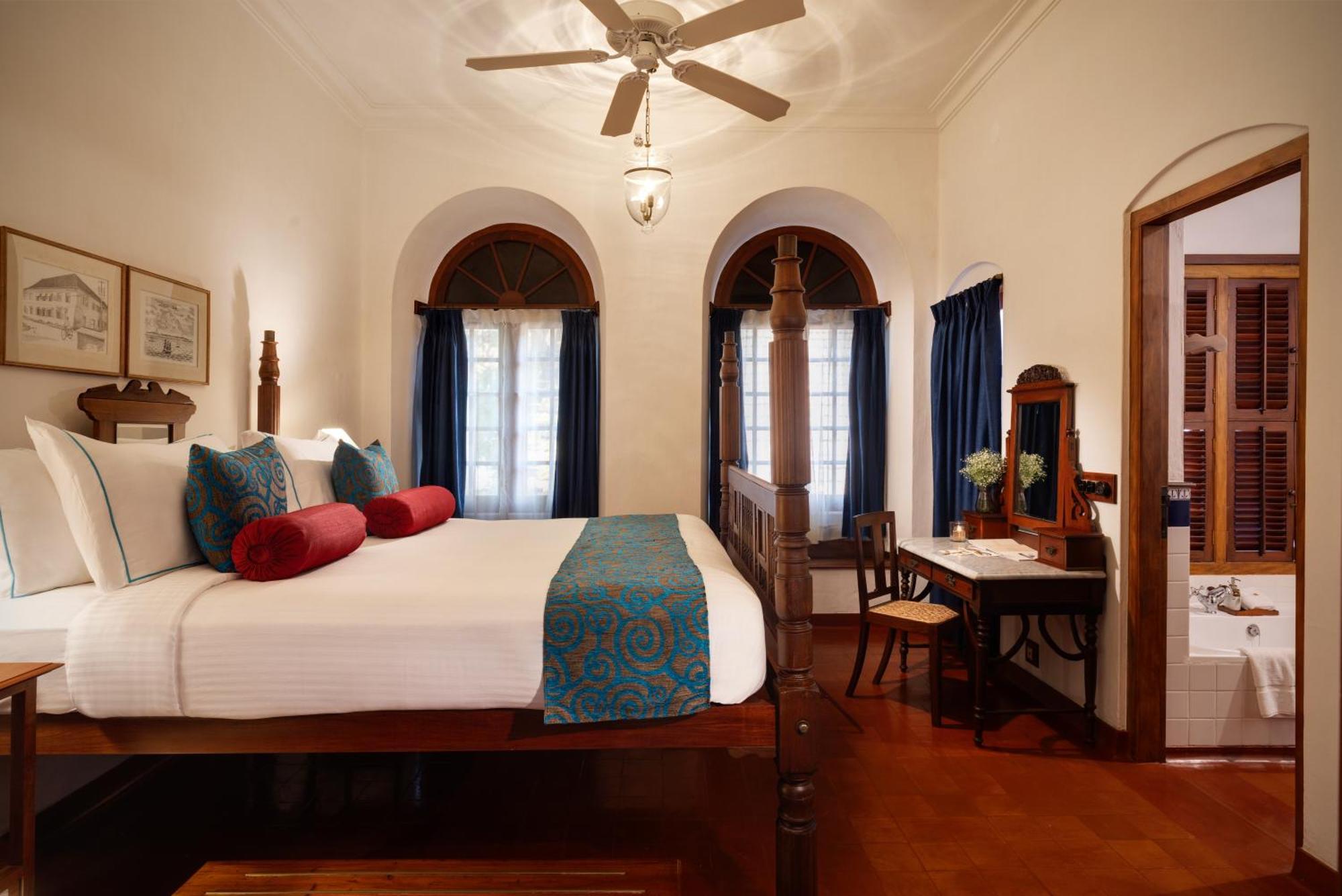 Hotel Brunton Boatyard - A Cgh Earth Experience Kochi Exterior foto