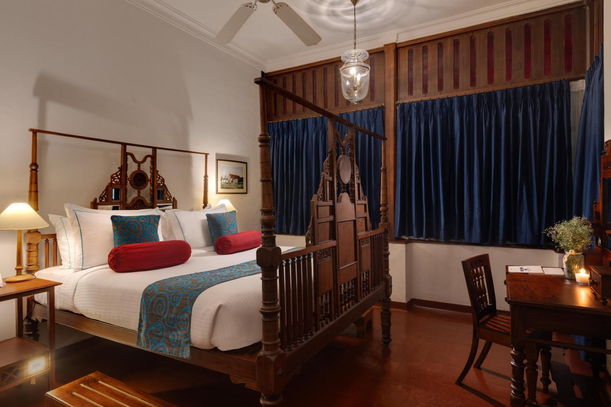Hotel Brunton Boatyard - A Cgh Earth Experience Kochi Exterior foto
